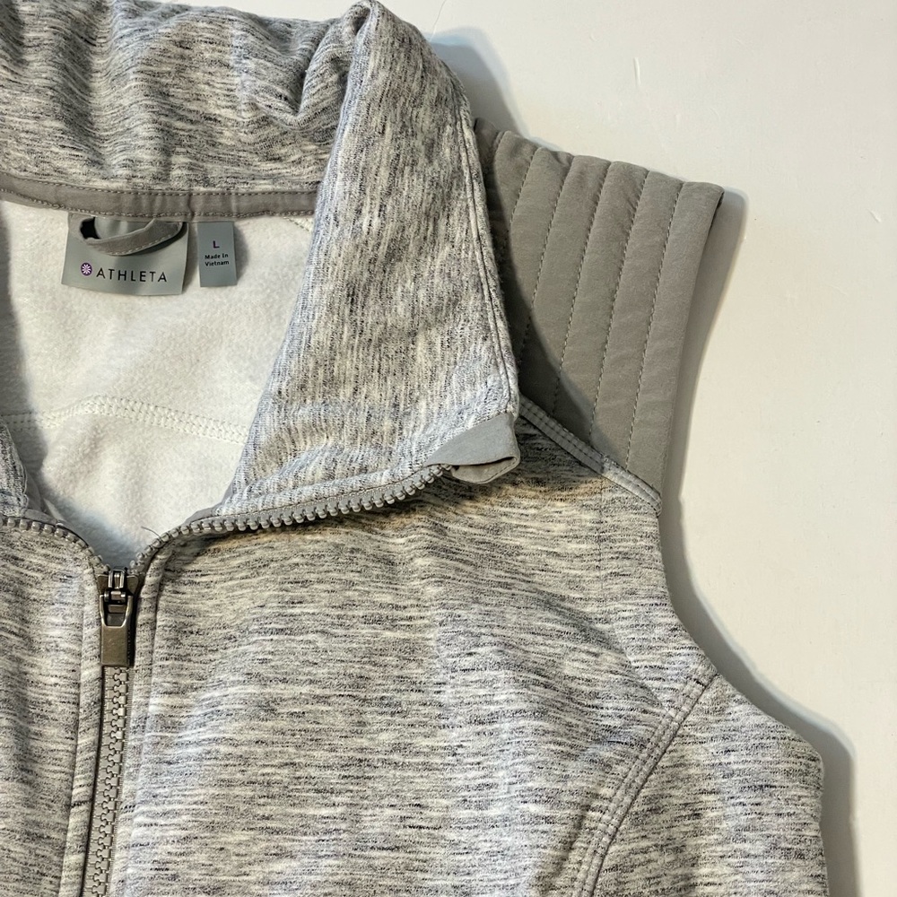 Athleta Stronger Gray Heather Zip Up Vest Women’s Size Large - Picture 7 of 13